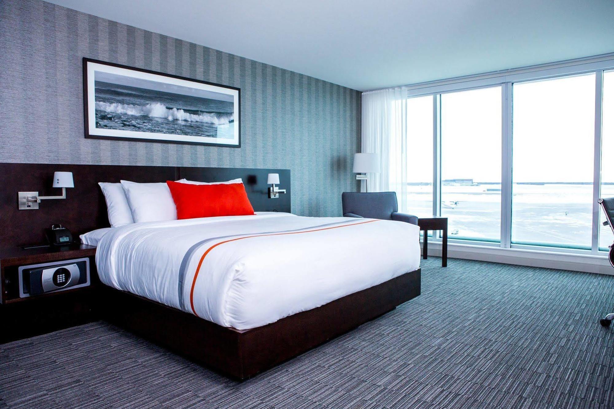 The Grand Winnipeg Airport Hotel By Lakeview Extérieur photo